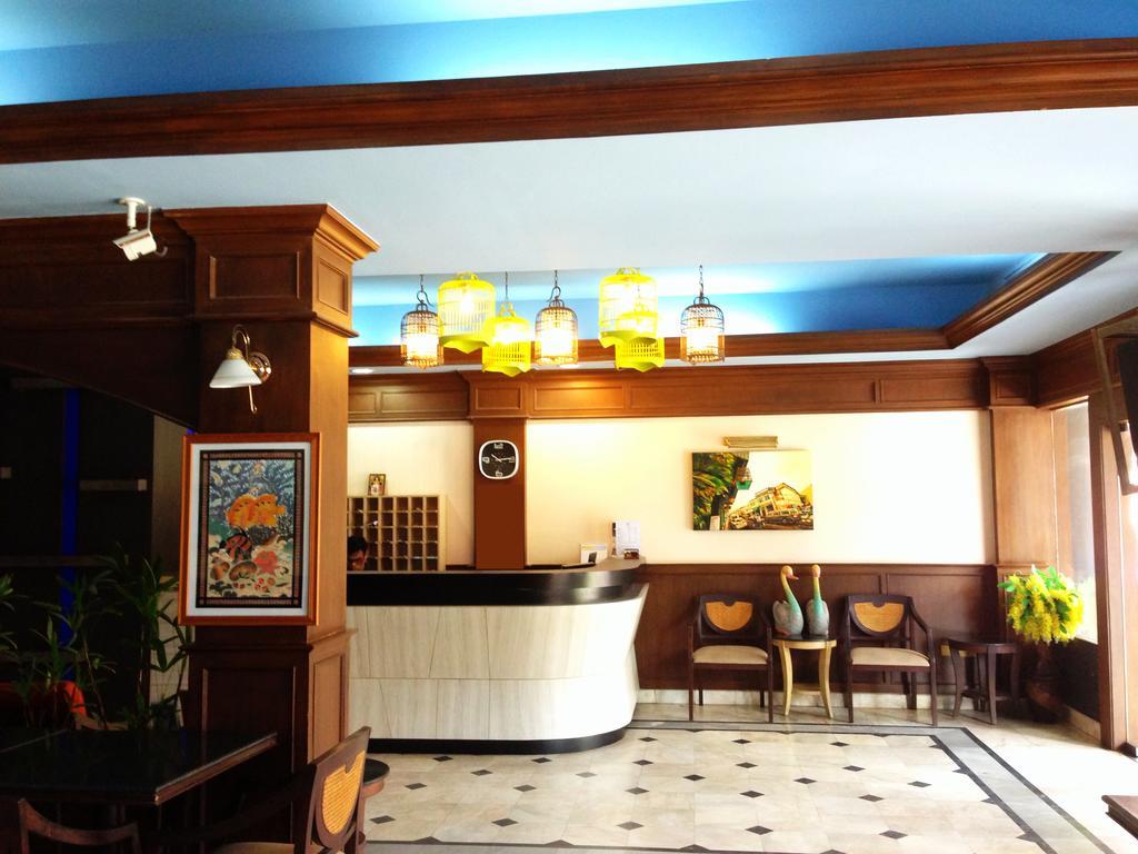 Rattana Mansion Hotel Phuket Екстериор снимка