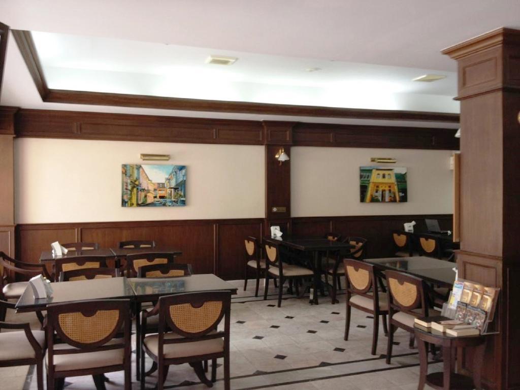 Rattana Mansion Hotel Phuket Екстериор снимка